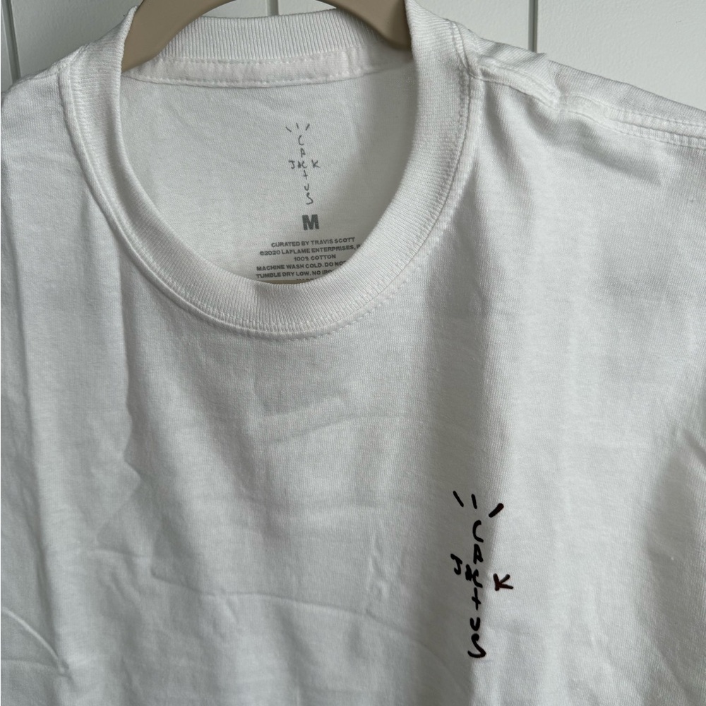NWOT Travis Scott Cactus Jack Limited Edition White Tee Size Medium - Picture 5 of 7
